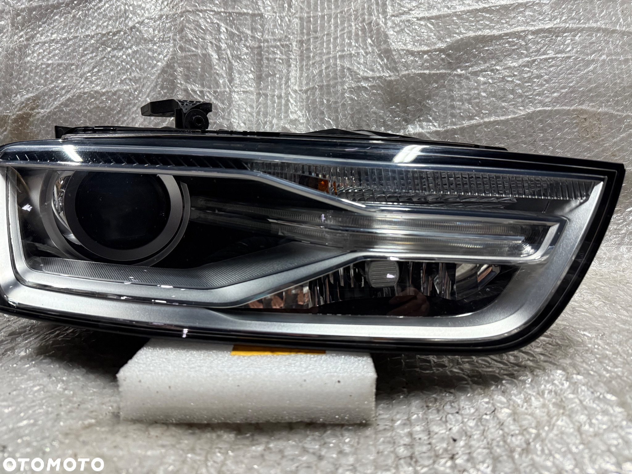 LAMPA PRZÓD PRAWA XENON LED AUDI Q3 8U0 LIFT 8U0941006C - 2