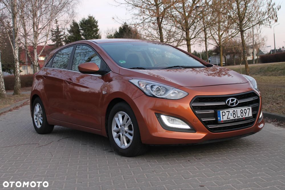 Hyundai i30 1.6 CRDi BlueDrive Comfort - 13
