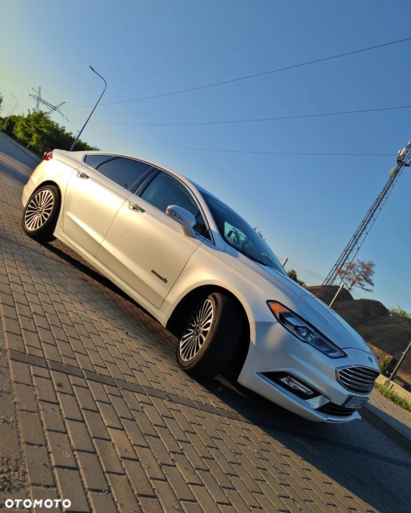 Ford Mondeo - 27