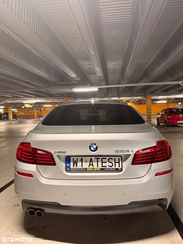 BMW Seria 5 528i xDrive - 2