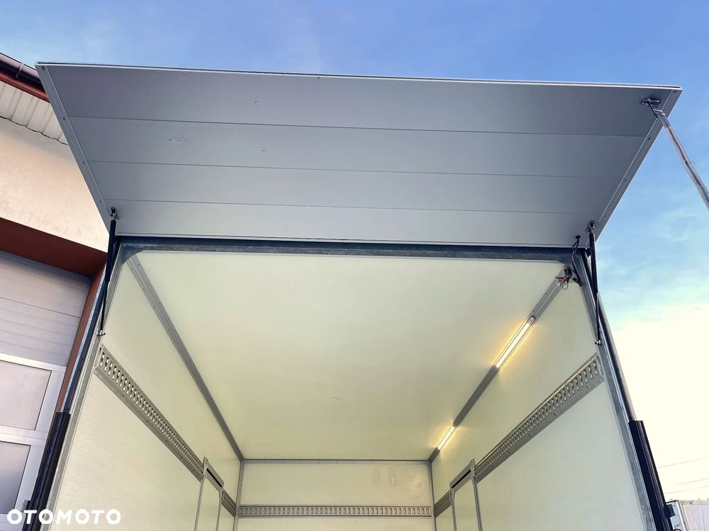 MAN TGE Winda 8-paletowy - 11