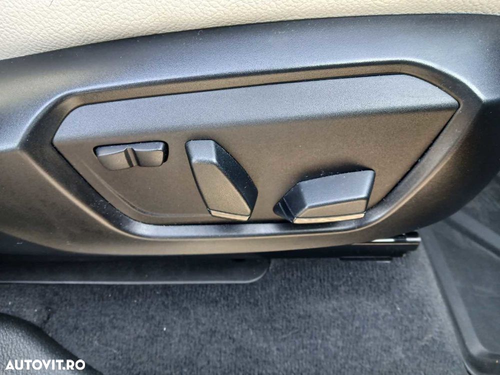 BMW X3 xDrive20d AT xLine - 23