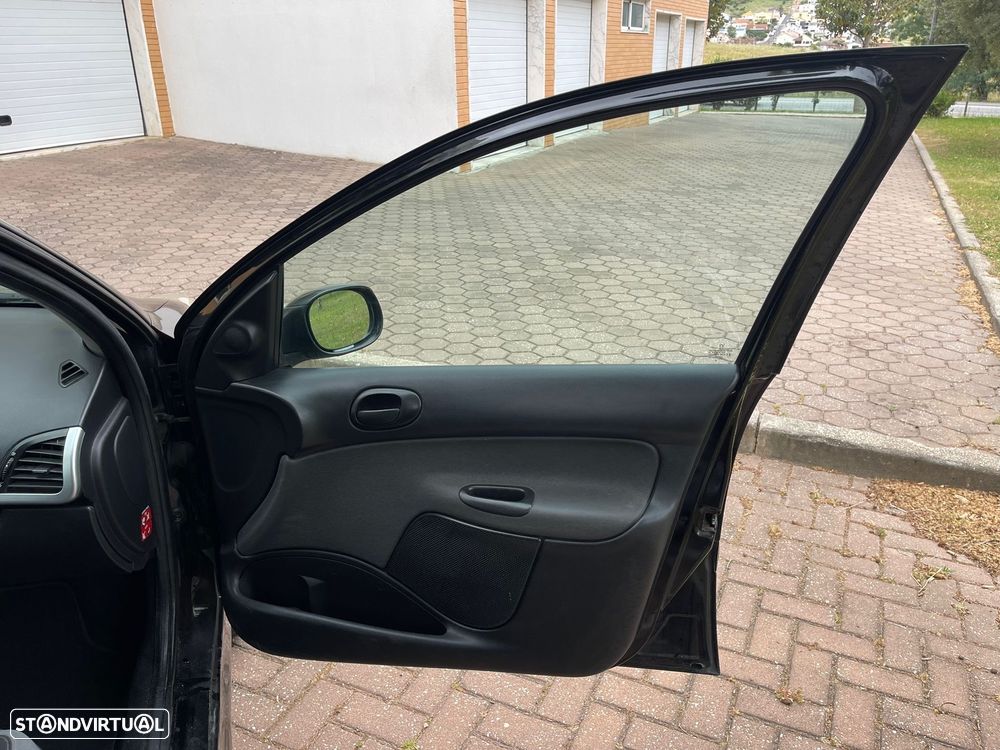 Peugeot 206+ 1.1 Urban - 14