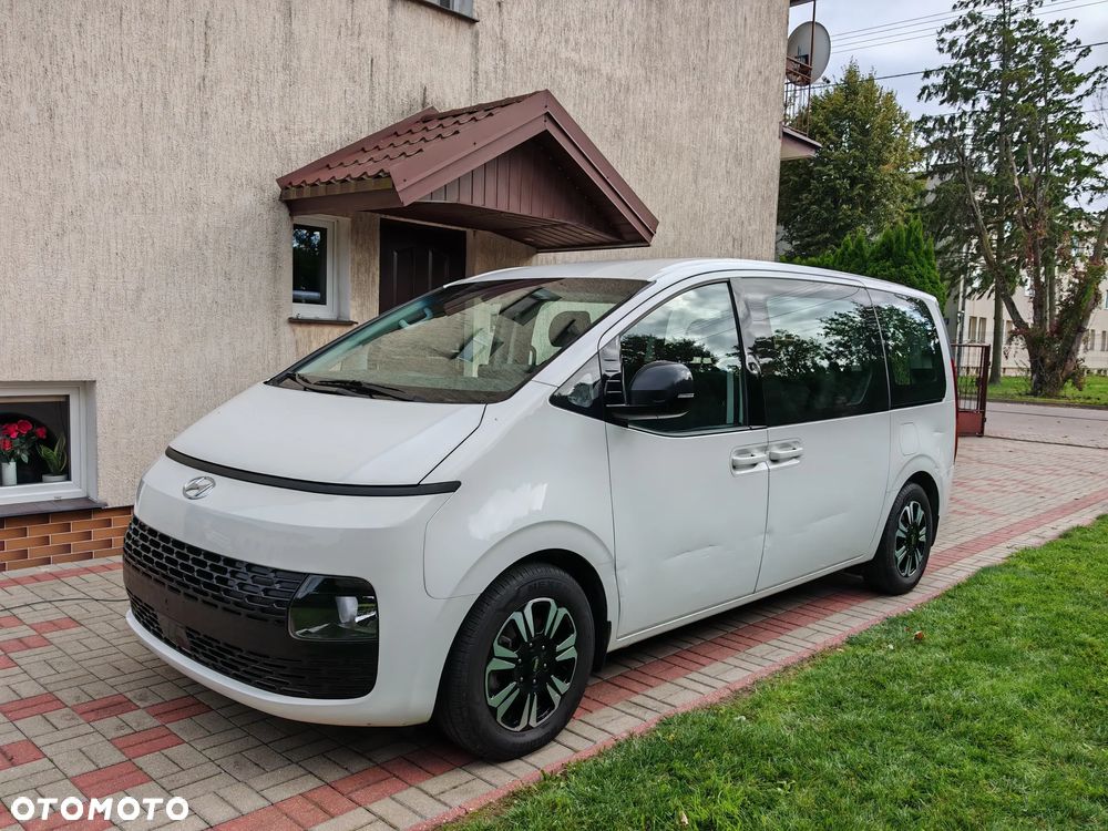 Hyundai Staria - 4