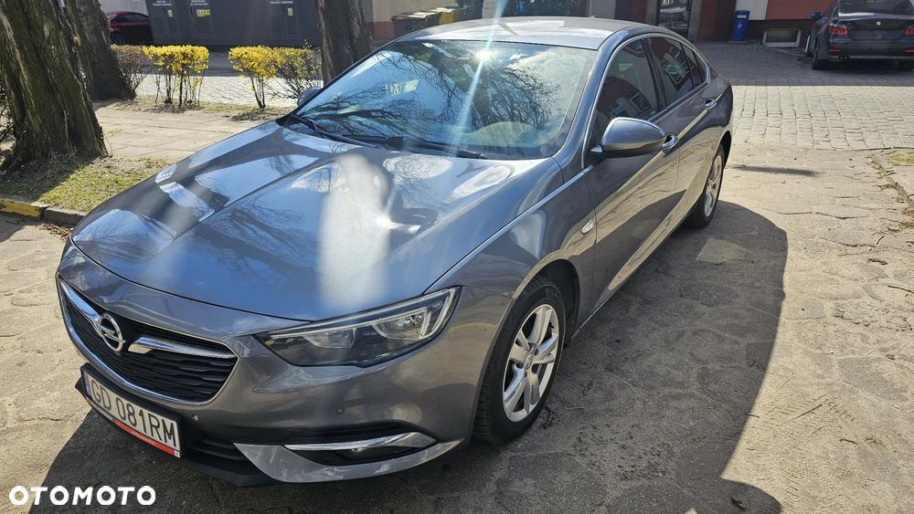 Opel Insignia - 1