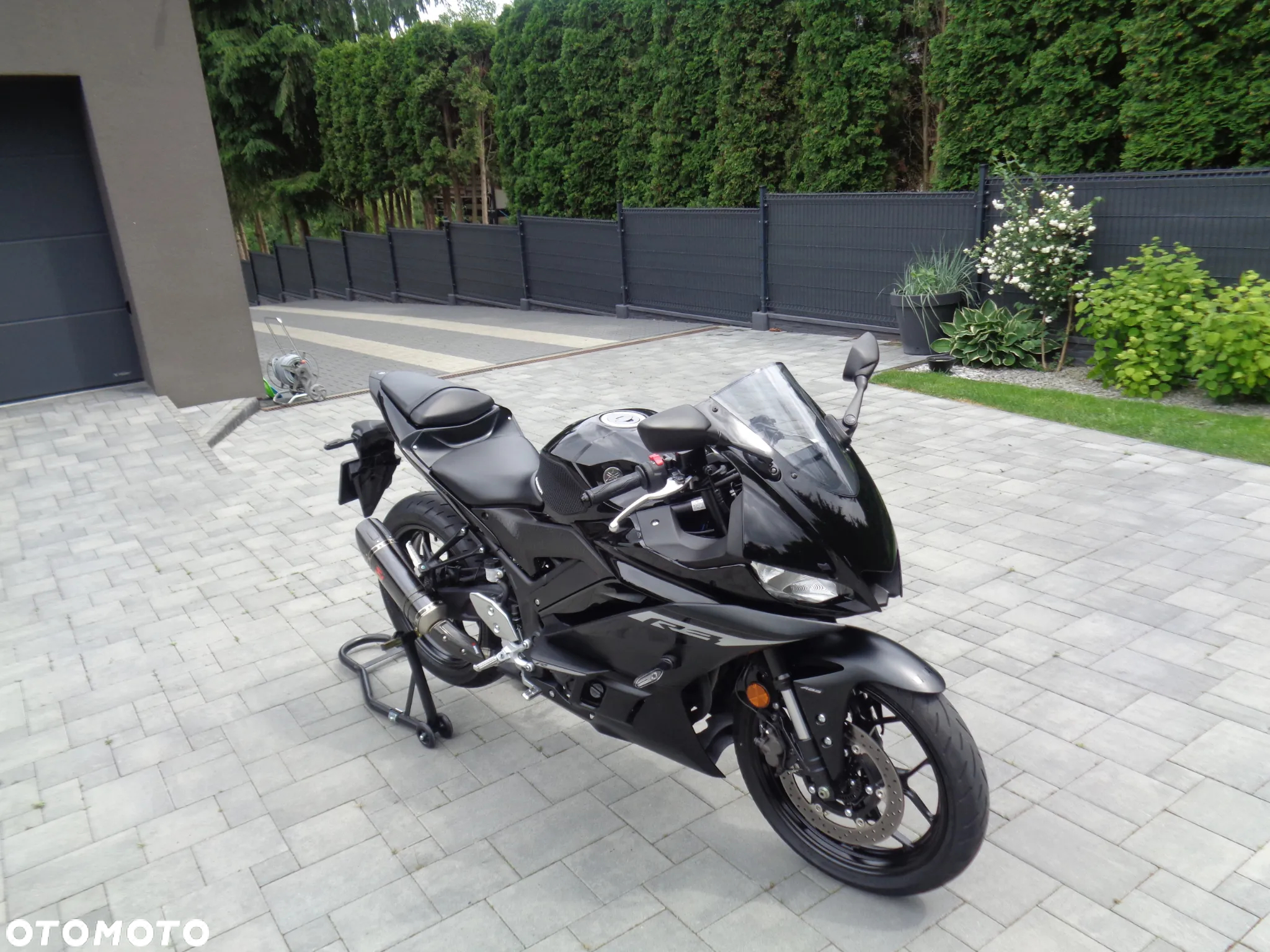 Yamaha R3 - 3