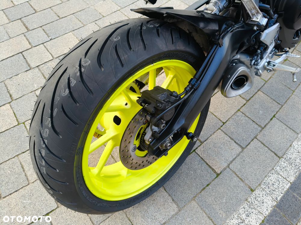 Yamaha MT - 21