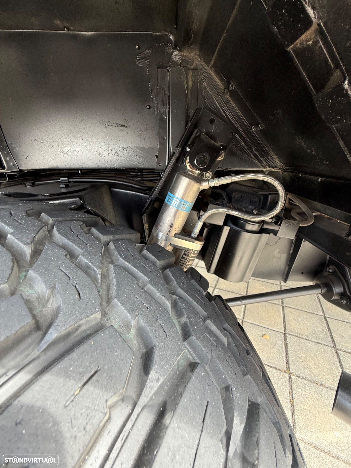Land Rover Defender 130 CD 2.5 Td5 S - 8