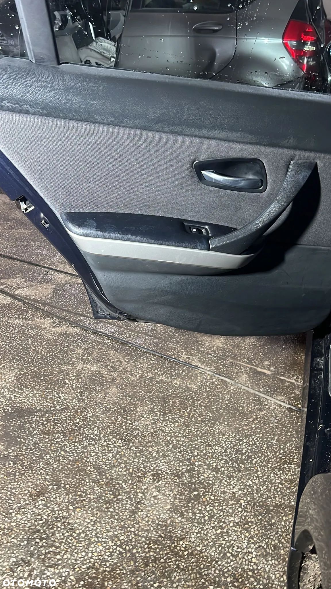 klamka wewnętrzna  prawa tył przód E90 komplet - 1