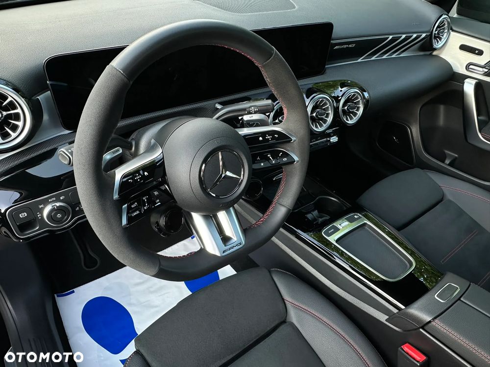 Mercedes-Benz Klasa A 35 AMG 4-Matic 8G-DCT - 17