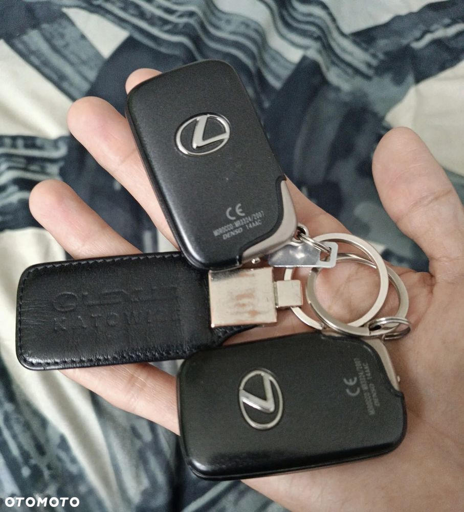 Lexus IS 220 D Prestige - 16