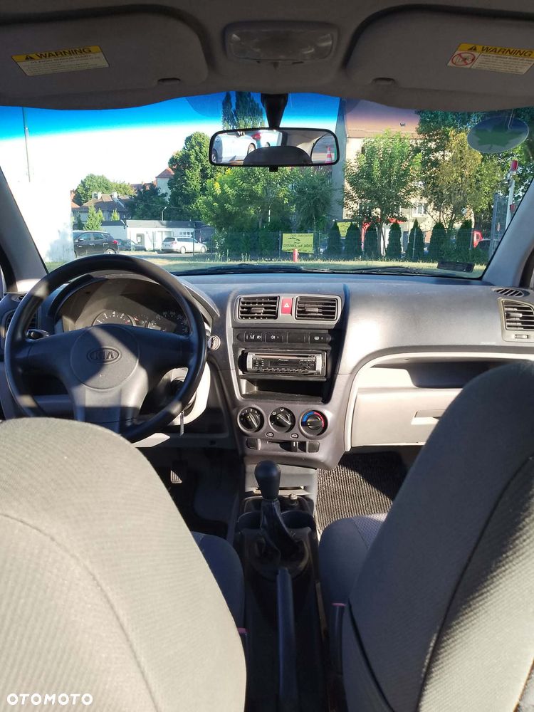 Kia Picanto 1.0 (air2 swo) / Family + - 7