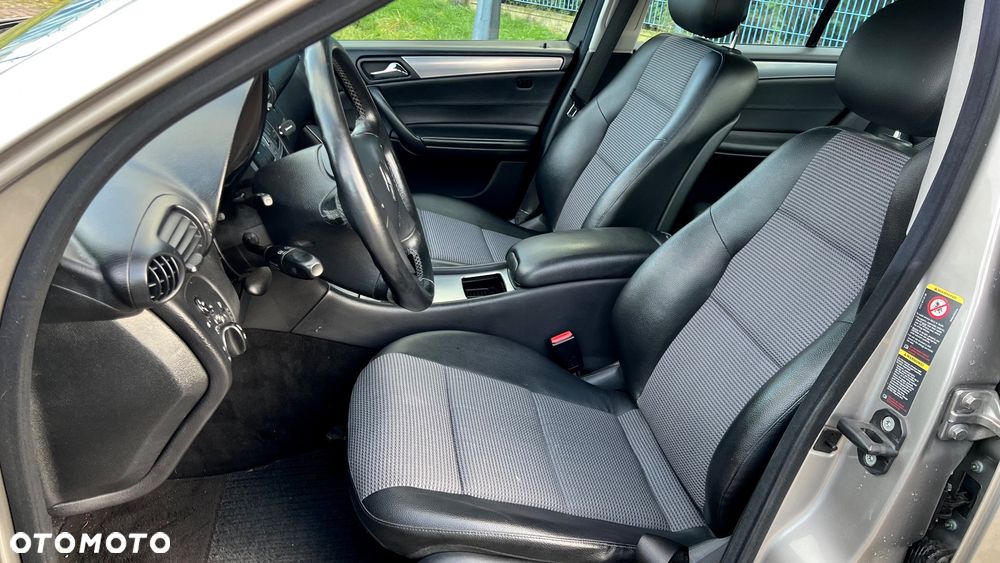 Mercedes-Benz Klasa C - 12