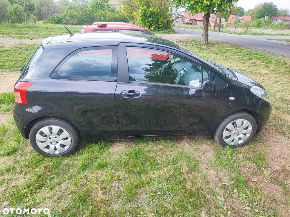 Toyota Yaris 1.3 Sol - 6