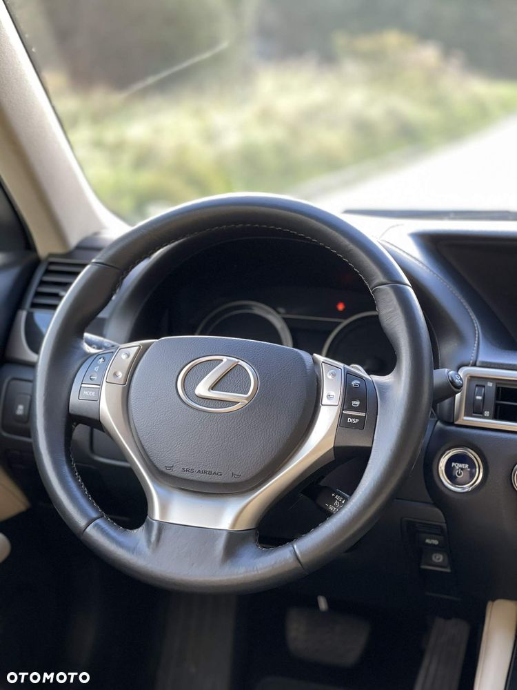 Lexus GS 300h Elite - 10