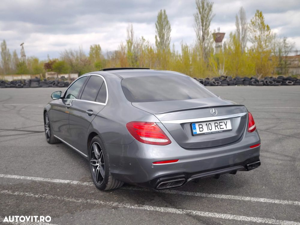 Mercedes-Benz E 220 d 4Matic 9G-TRONIC Avantgarde - 10