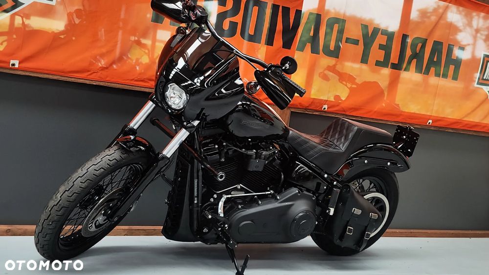 Harley-Davidson Softail Street Bob - 5