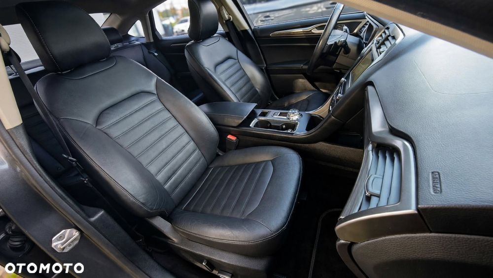 Ford Fusion 2016