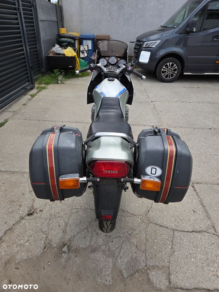 Yamaha XJ - 2