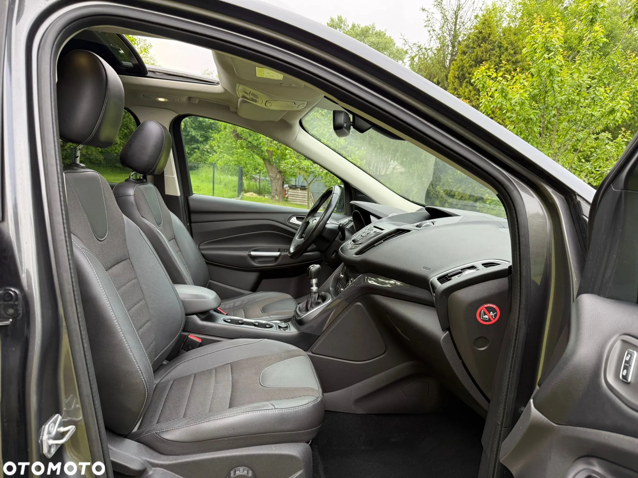 Ford Kuga - 13