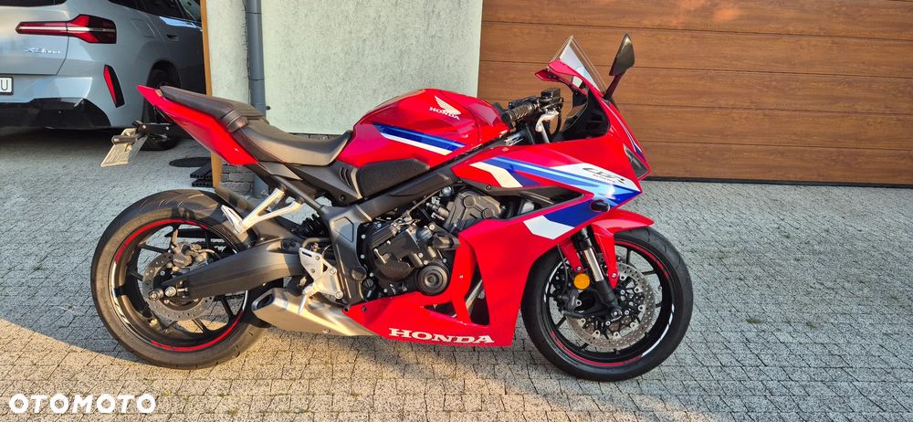 Honda CBR - 3