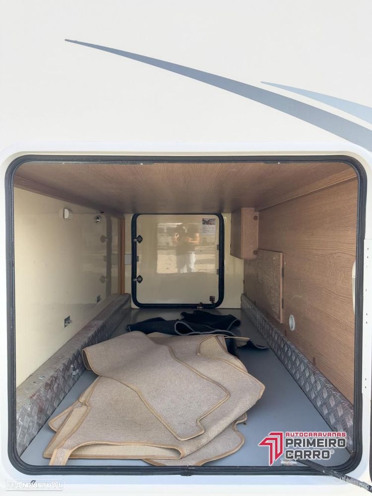 McLouis MC4 Cama central e basculante - 45