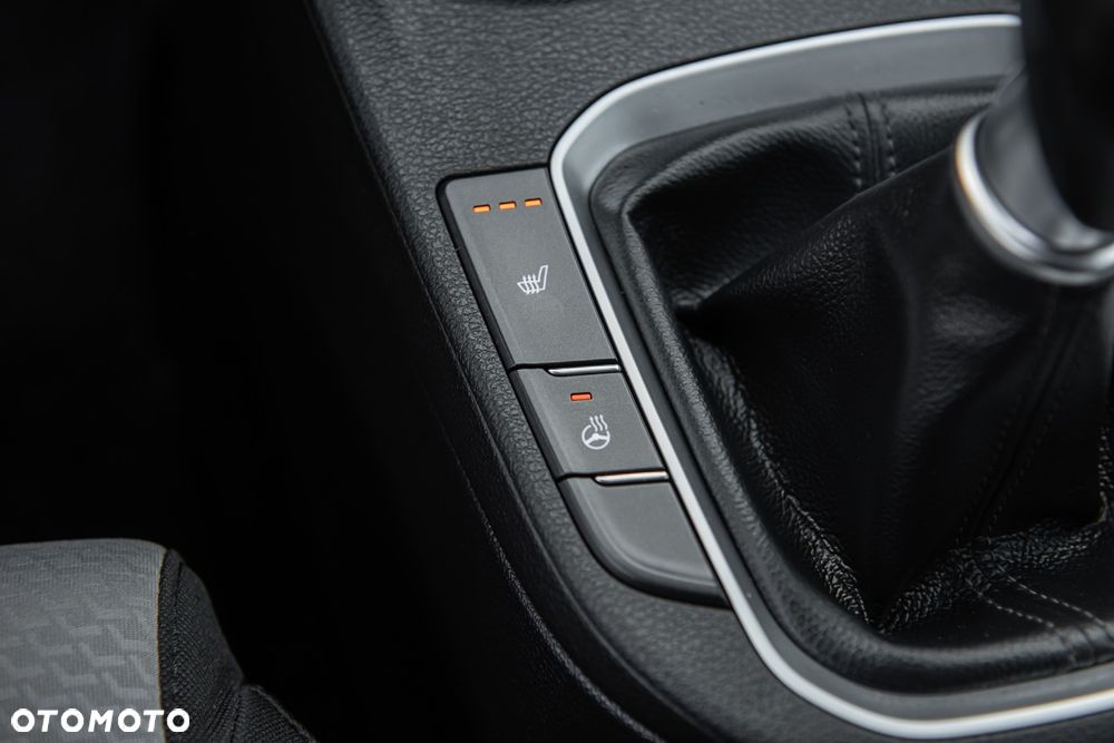 Hyundai i30 1.4 T-GDI Premiere Luxury - 23