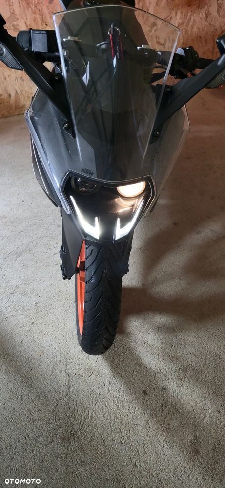 KTM RC 125 - 10