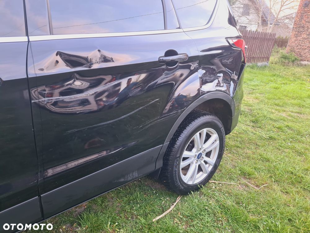 Ford Kuga 1.5 EcoBoost 2x4 Cool & Connect - 8