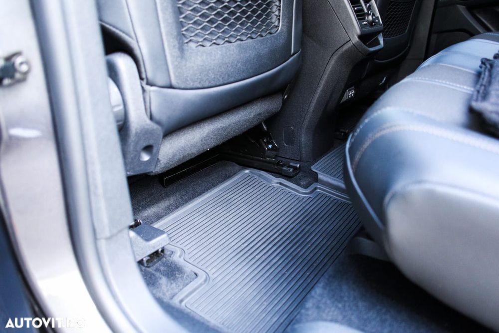 Peugeot 3008 1.2 PureTech 130 EAT8 GT - 15