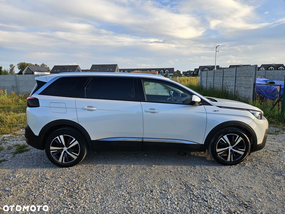 Peugeot 5008 - 16