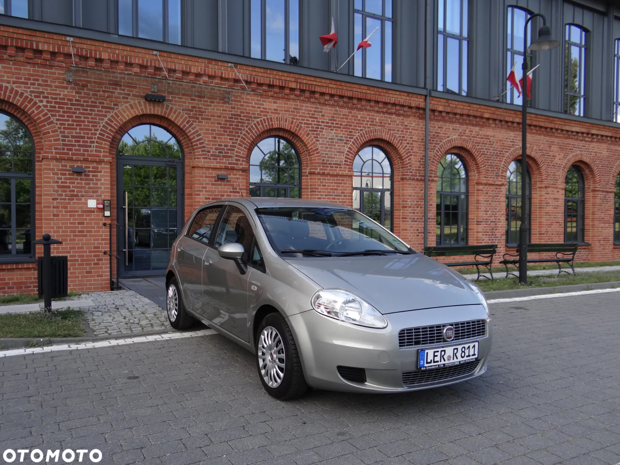 Fiat Punto 1.4 Young - 6