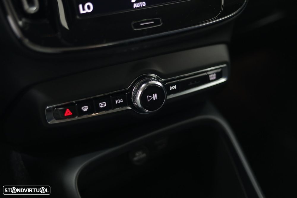 Volvo XC 40 1.5 T4 PHEV Inscription - 12