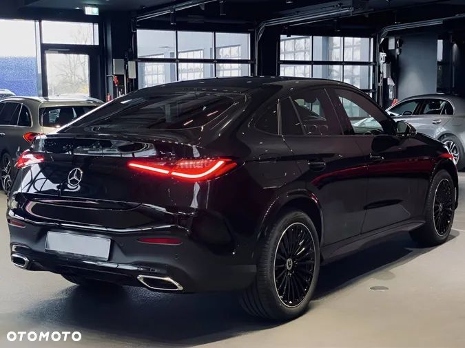 Mercedes-Benz GLC 300 e PHEV 4-Matic AMG Line - 3