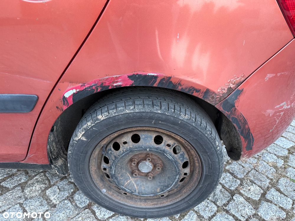 Skoda Fabia 1.4 16V Ambiente - 6