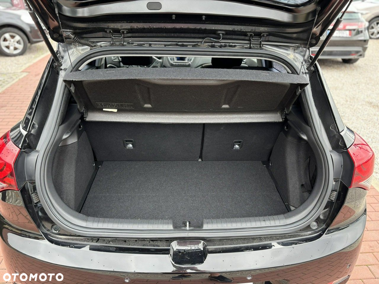 Hyundai i20 1.4 Automatik Style - 26