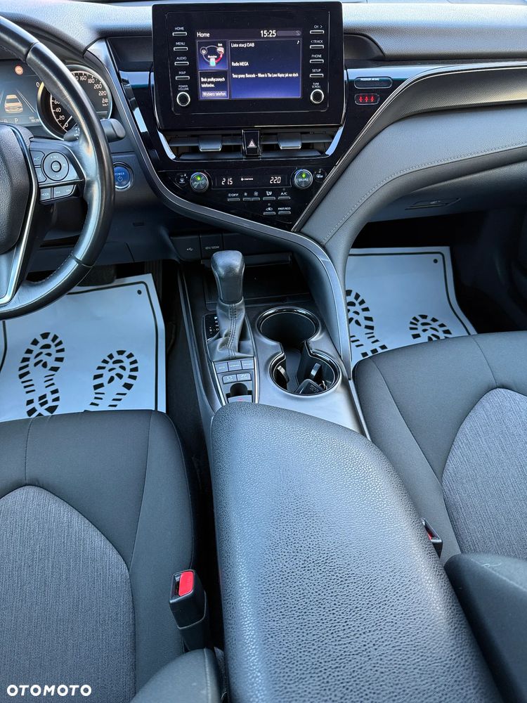 Toyota Camry 2.5 Hybrid Comfort CVT - 7