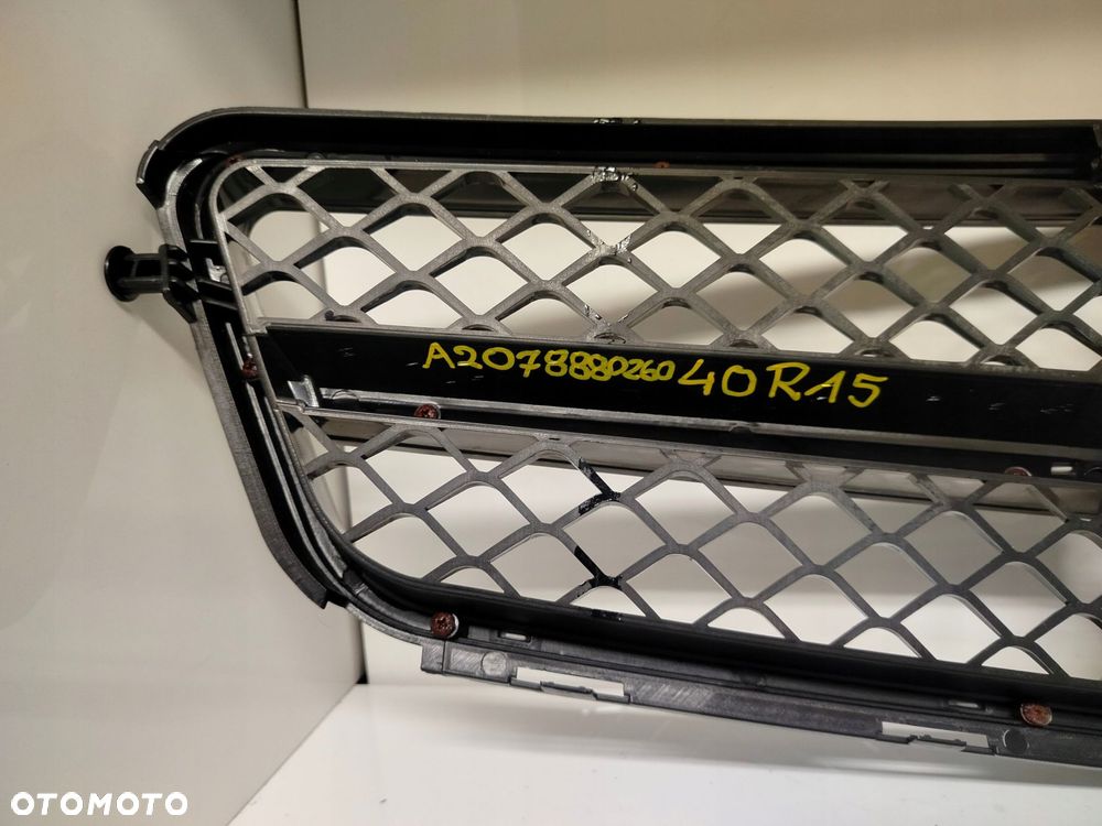 mercedes w207 09r- grill atrapa chłodnicy a2078880260 - 8