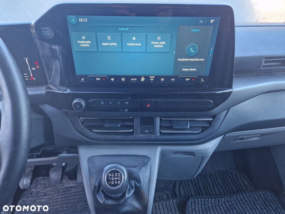 Ford Tourneo Custom - 20