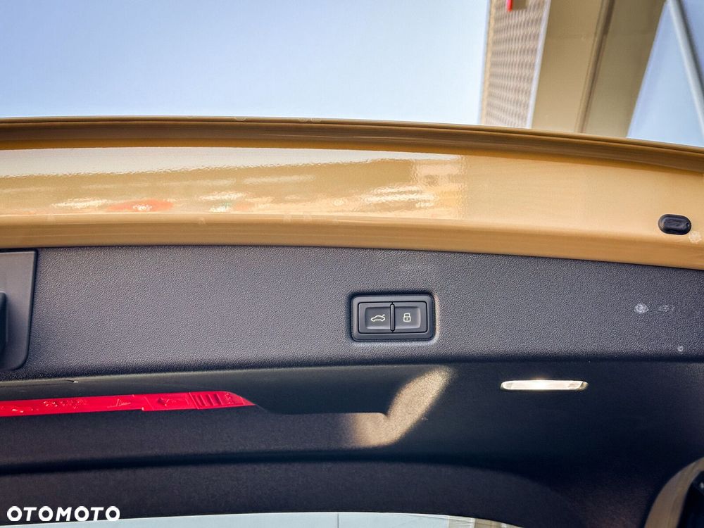 Audi Q5 Sportback - 13