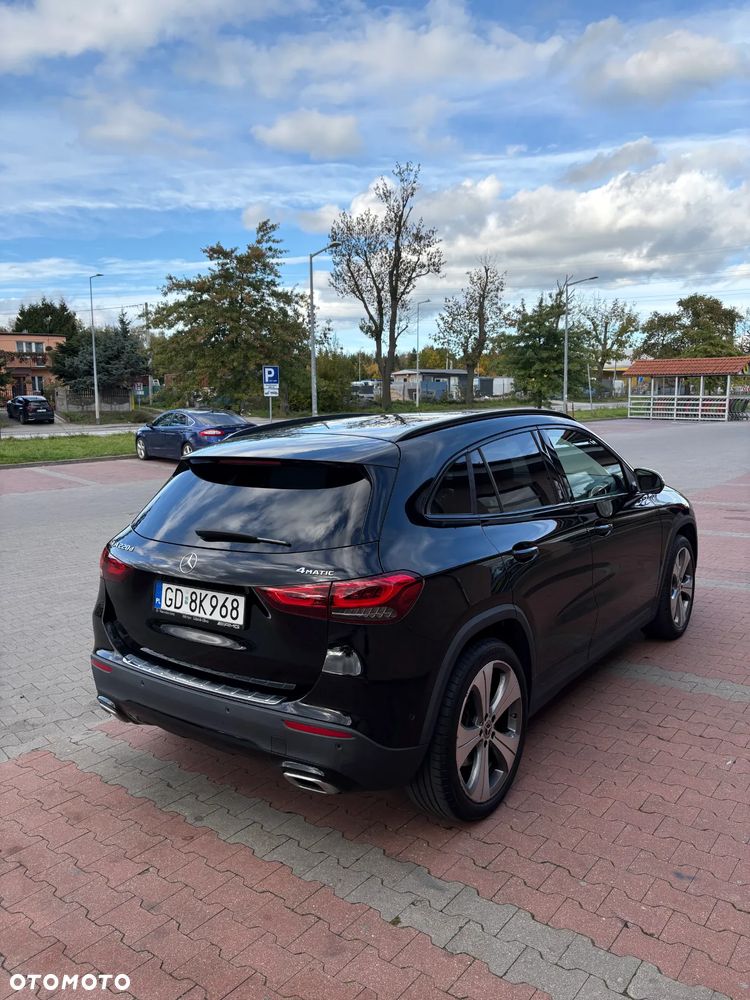 Mercedes-Benz GLA 220 d 4-Matic - 3