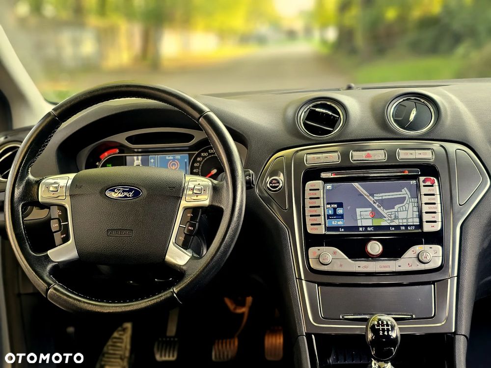 Ford Mondeo 2.0 TDCi Titanium - 27