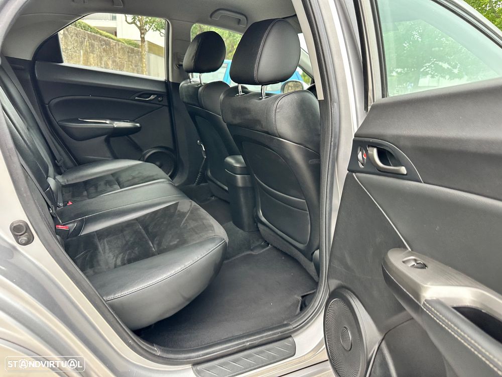 Honda Civic 1.4 i-VTEC Sport Edition - 29
