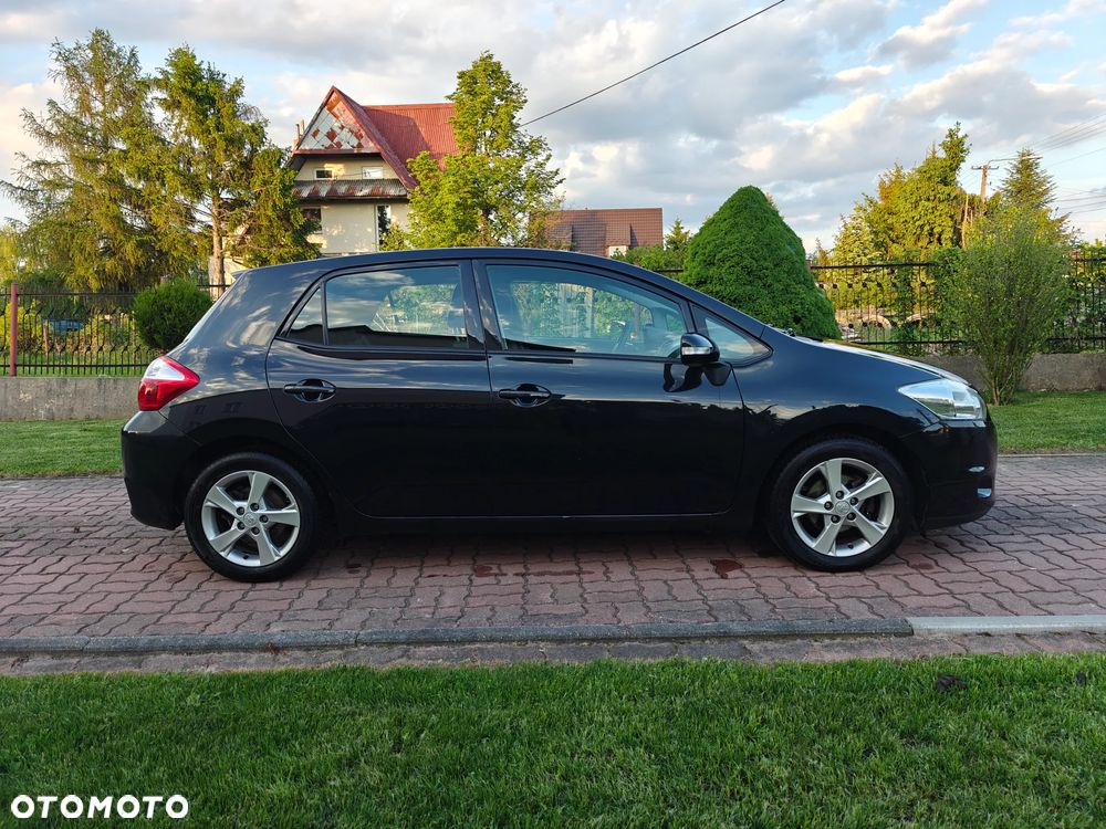 Toyota Auris - 3