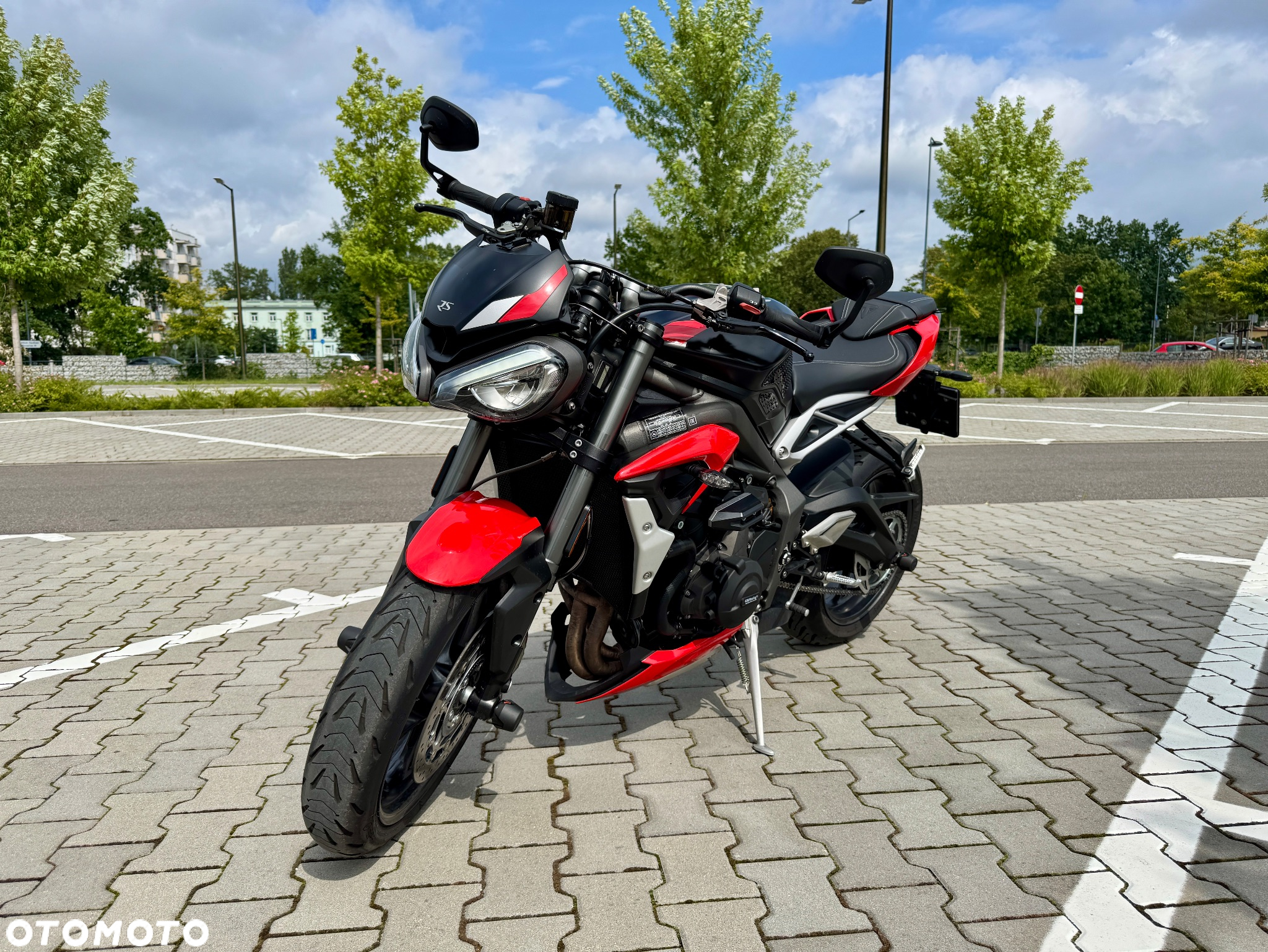 Triumph Street Triple - 2