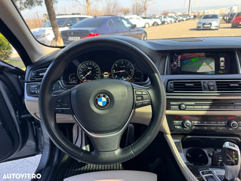 BMW Seria 5 520d Aut. Luxury Line - 10