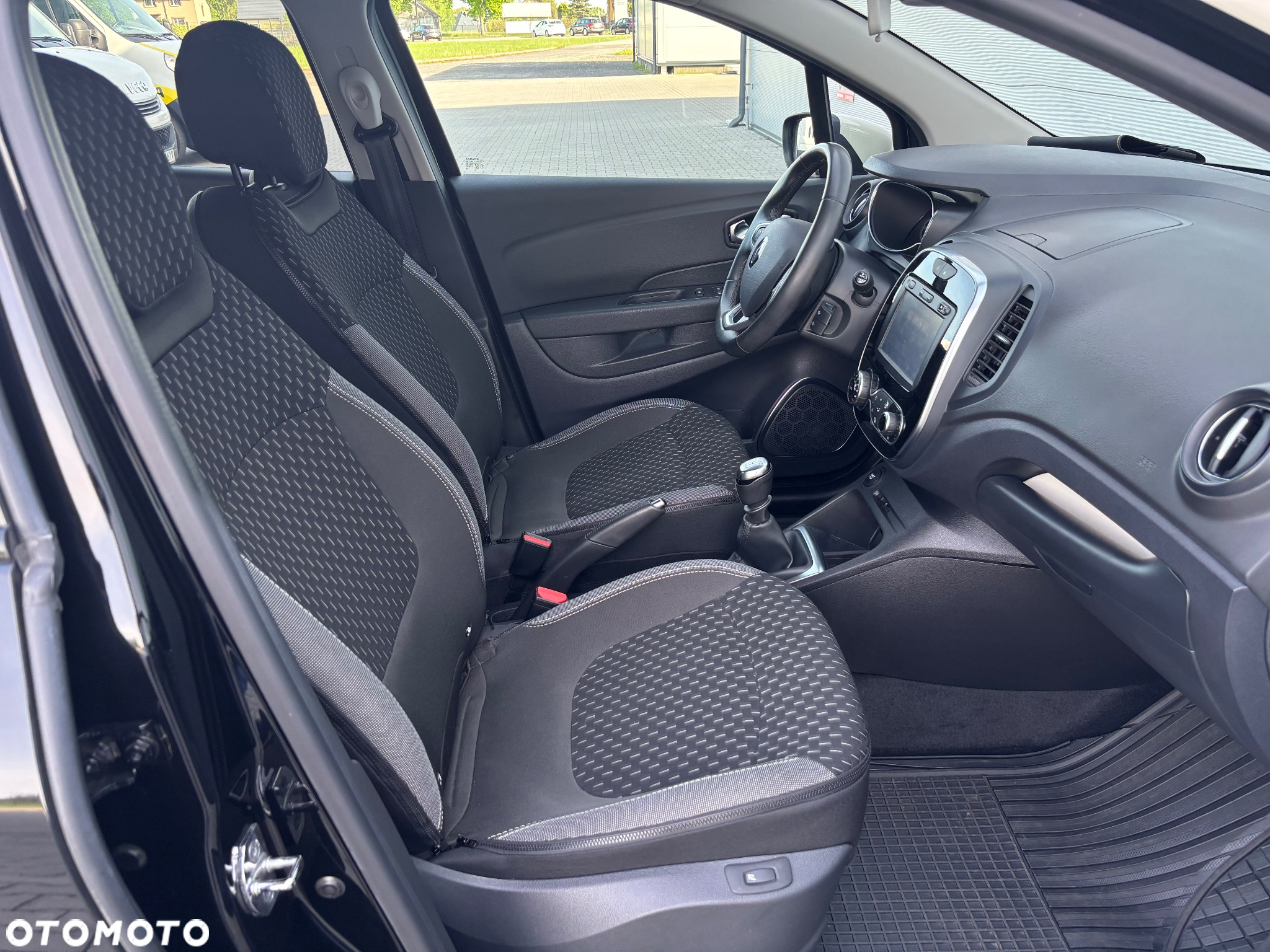 Renault Captur 1.2 Energy TCe Intens - 28