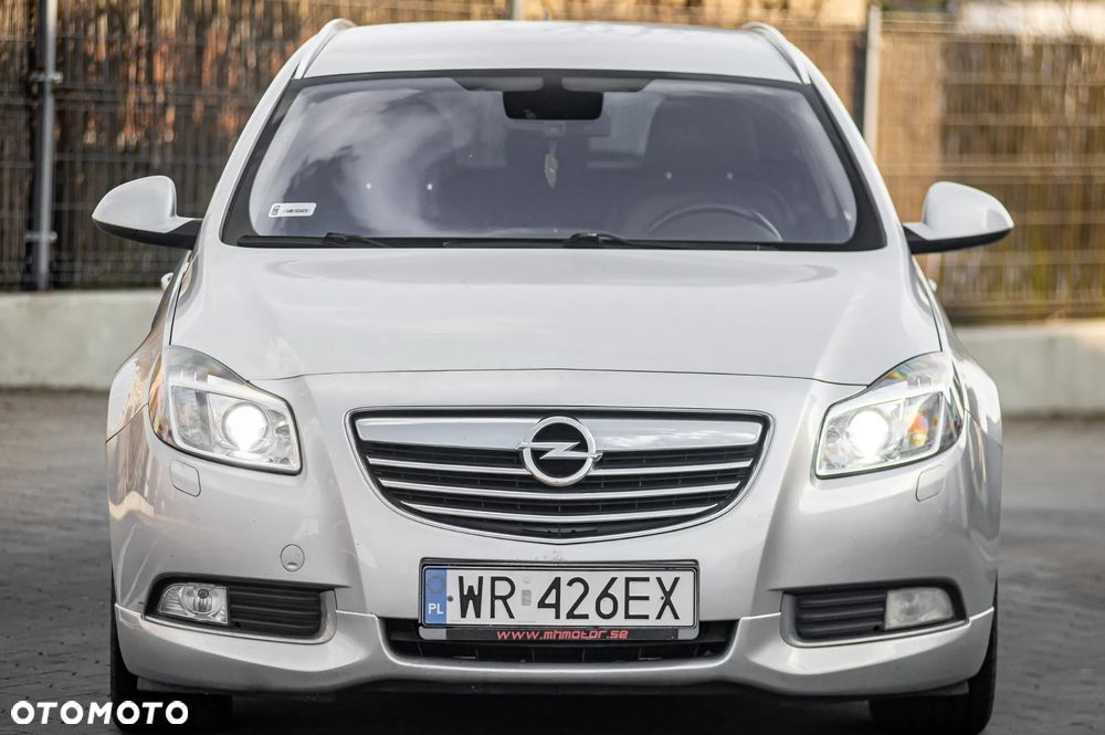 Opel Insignia - 12