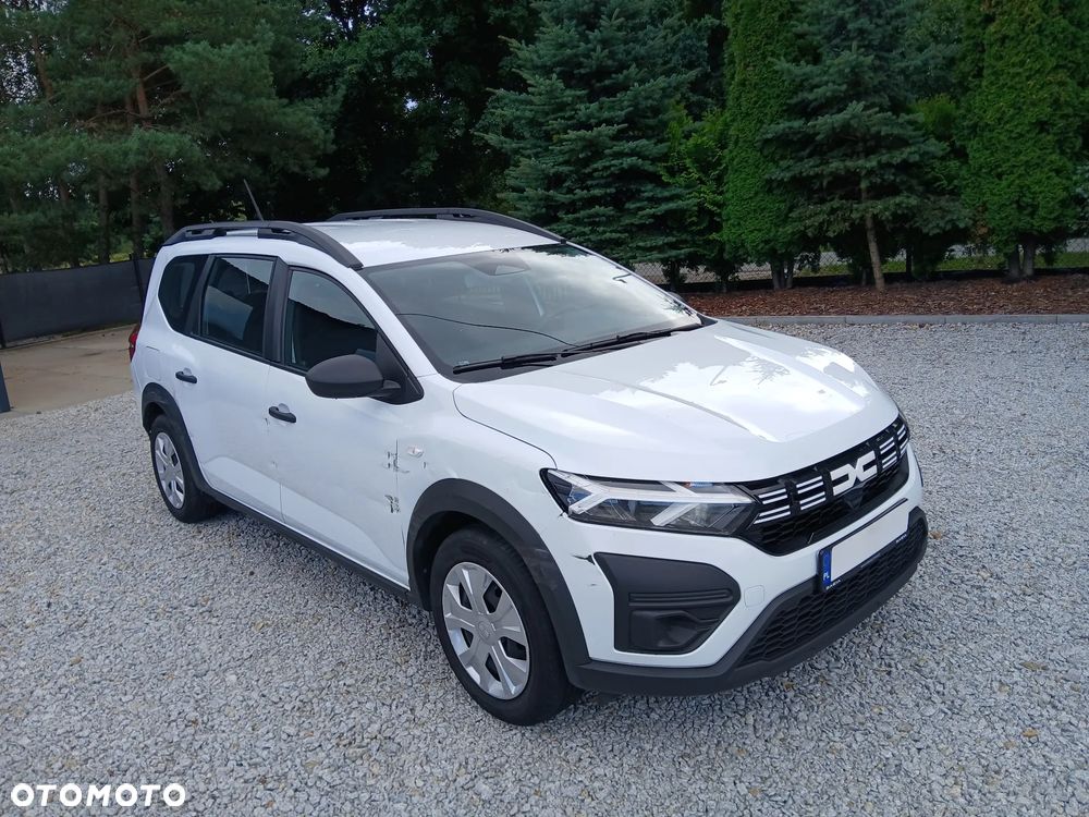 Dacia Jogger 1.0 TCe Essential 7os - 13