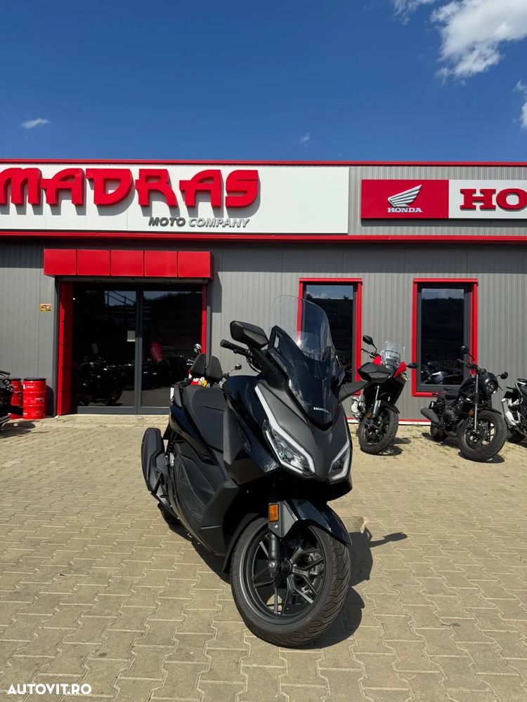 Honda Forza 350